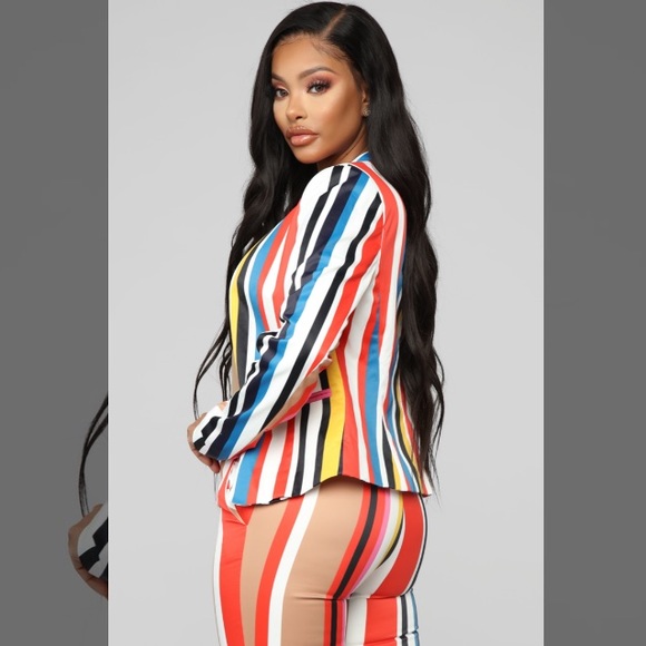 Fashion Nova “Show off your stripes” 2 piece set - Picture 3 of 6